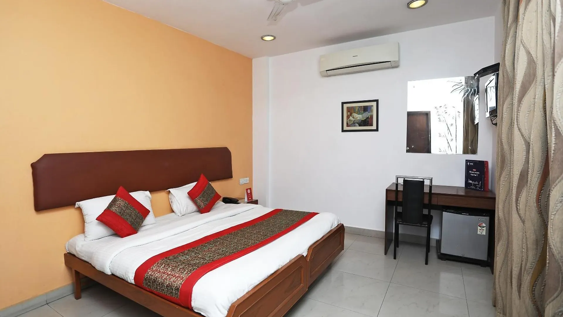 Hotel O White House Residency Gurgaon 0*,  India